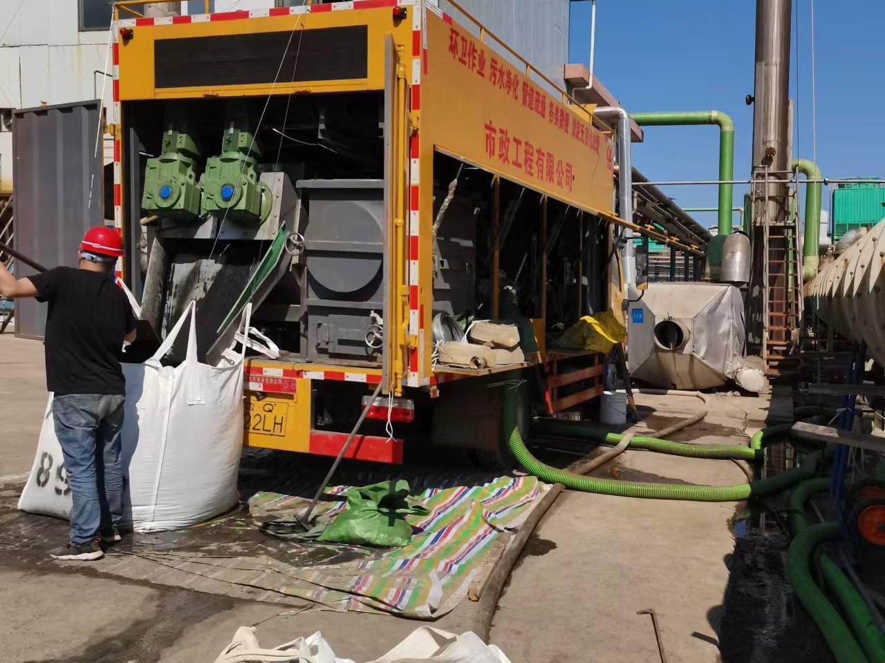 宜黄淤泥压干处理